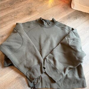 Lululemon Plush Fleece Curved Hem Sweatshirt (unique)